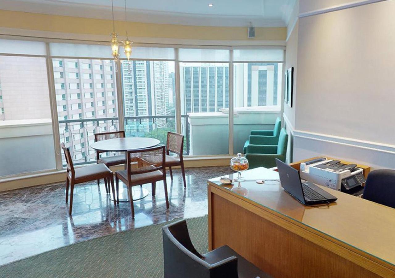 Hotel Gran Estanplaza Berrini São Paulo Zewnętrze zdjęcie A typical office at the Hong Kong University of Science and Technology