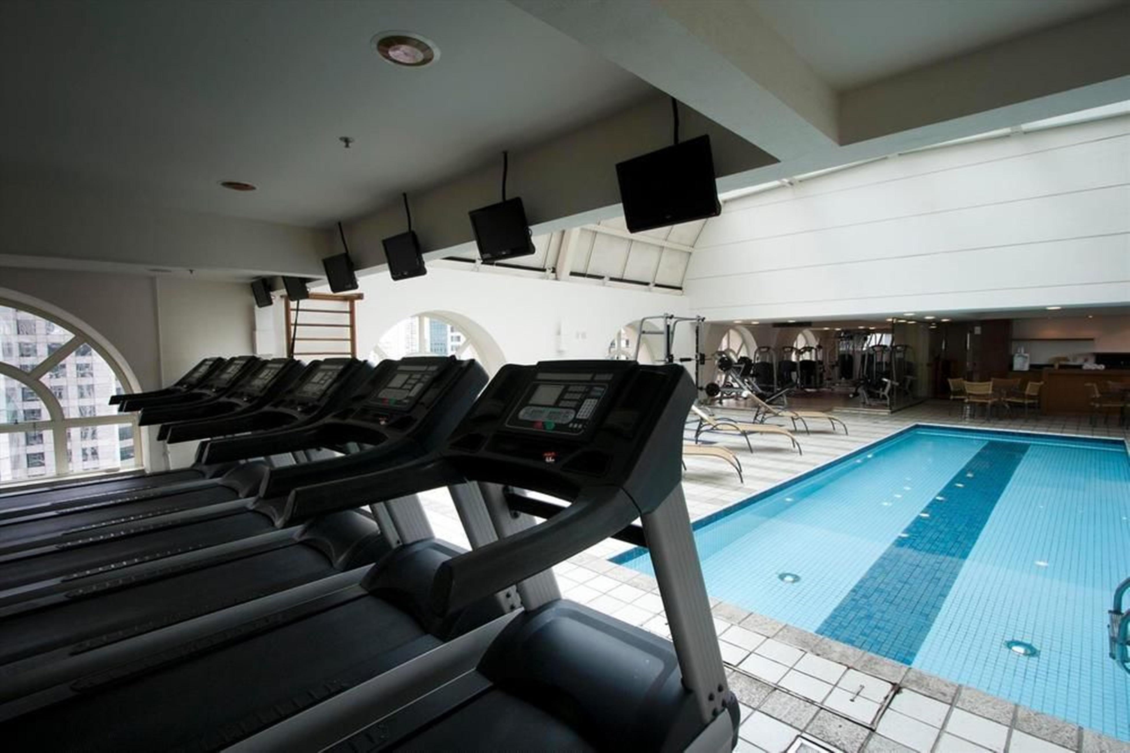 Hotel Gran Estanplaza Berrini São Paulo Zewnętrze zdjęcie The gym at the hotel