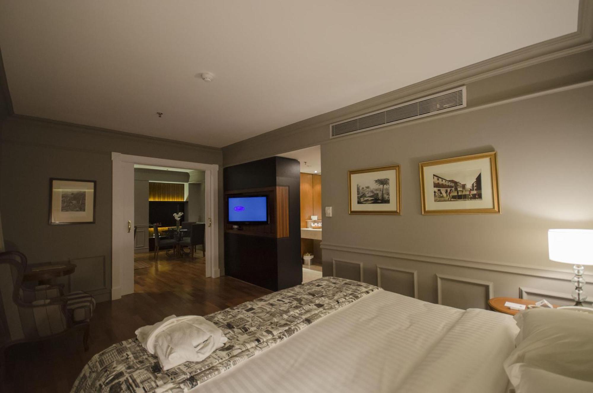 Hotel Gran Estanplaza Berrini São Paulo Pokój zdjęcie A suite at the hotel