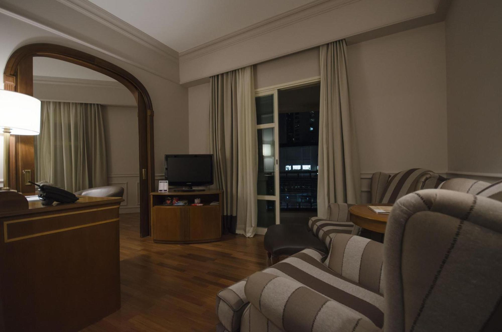 Hotel Gran Estanplaza Berrini São Paulo Pokój zdjęcie A suite at the hotel